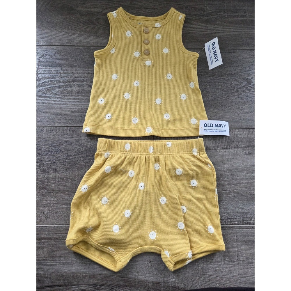 Old navy baby boy outfit 6-12 mos